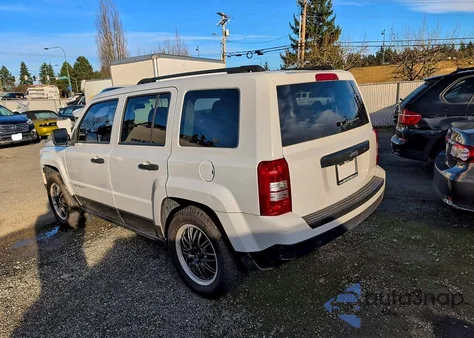 2013 Jeep Patriot Sport from USA, damaged, VIN 1C4NJPBAXDD140881